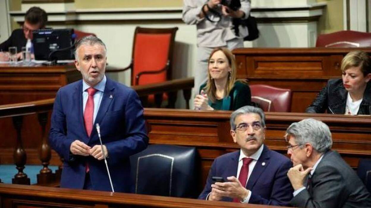 El Parlamento da luz verde a los primeros presupuestos del cuatripartito