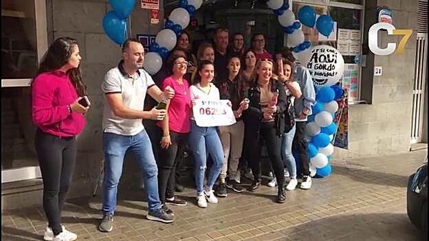 Tres Quintos muy repartidos en Canarias