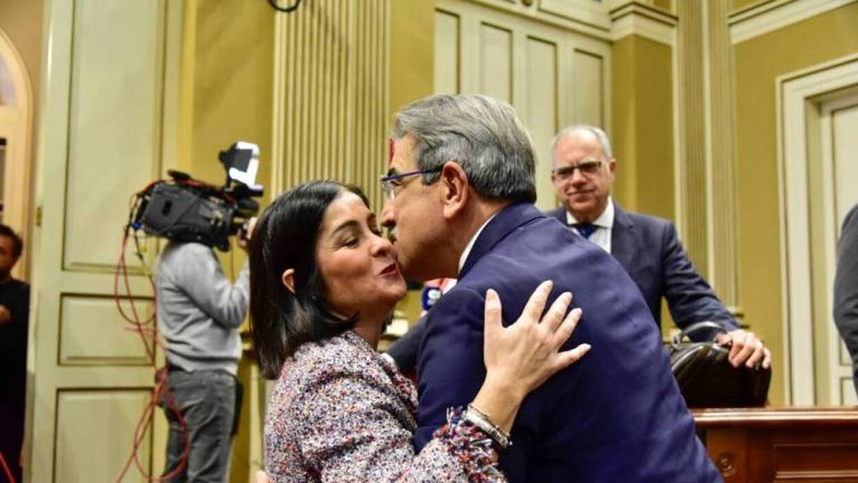 Darias, «garantía de gestión» y puente con el archipiélago