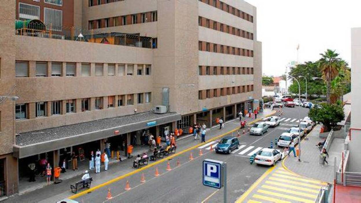 Canarias estudiará elevar a 18 años la edad pediátrica hospitalaria