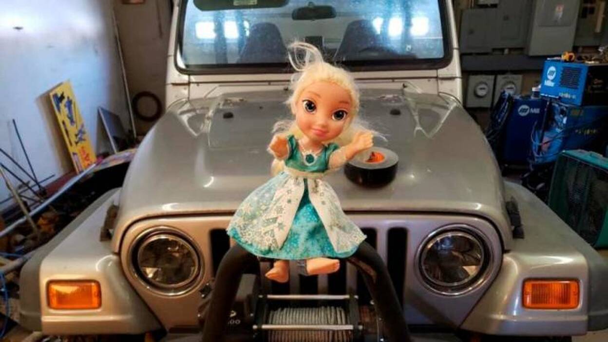 Elsa, la muñeca ‘embrujada’ que siempre vuelve a casa
