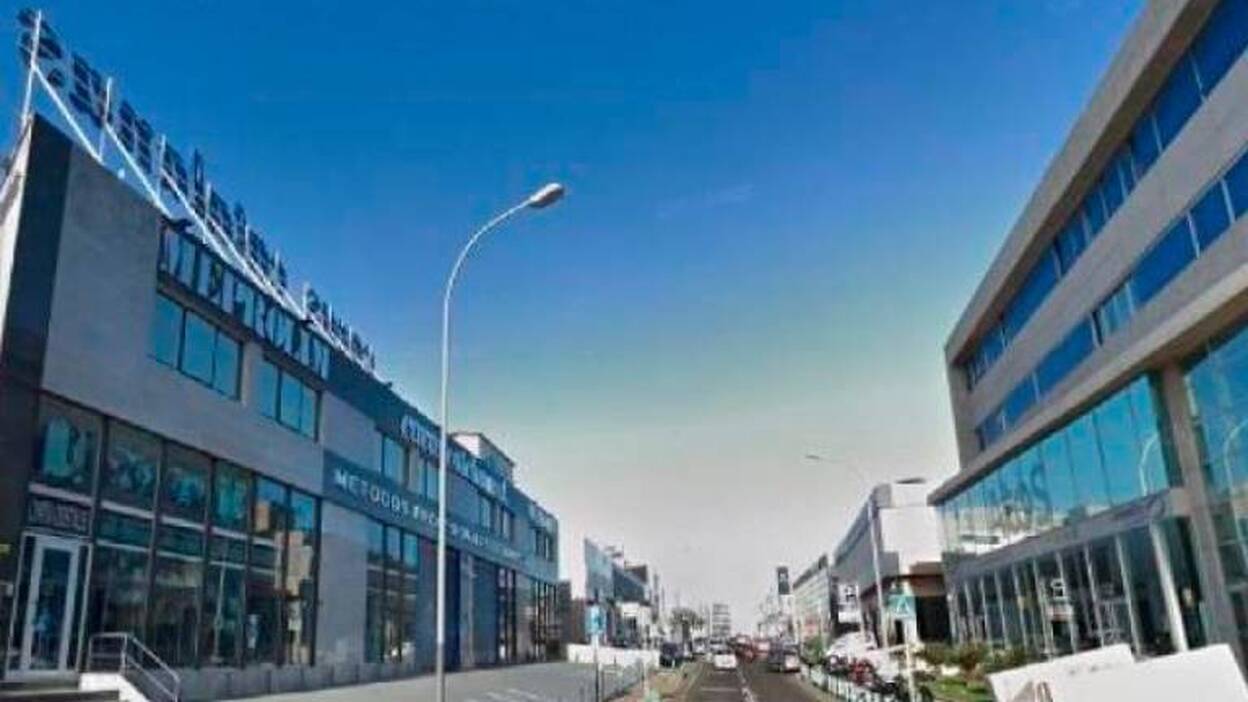 Muere un obrero tras caer de un andamio