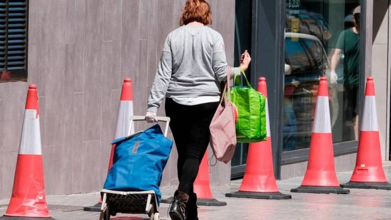 No es obligatorio llevar un justificante para ir por la calle