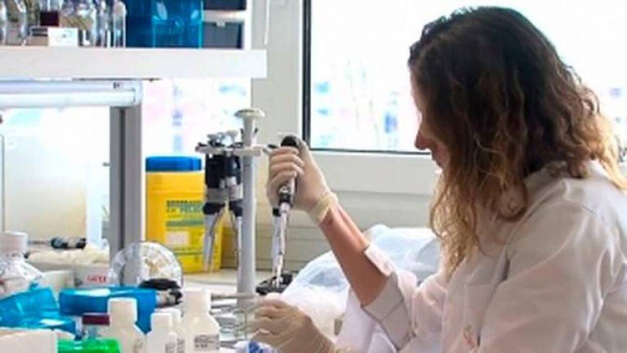 Sanidad testará a todas las personas con síntomas del COVID-19