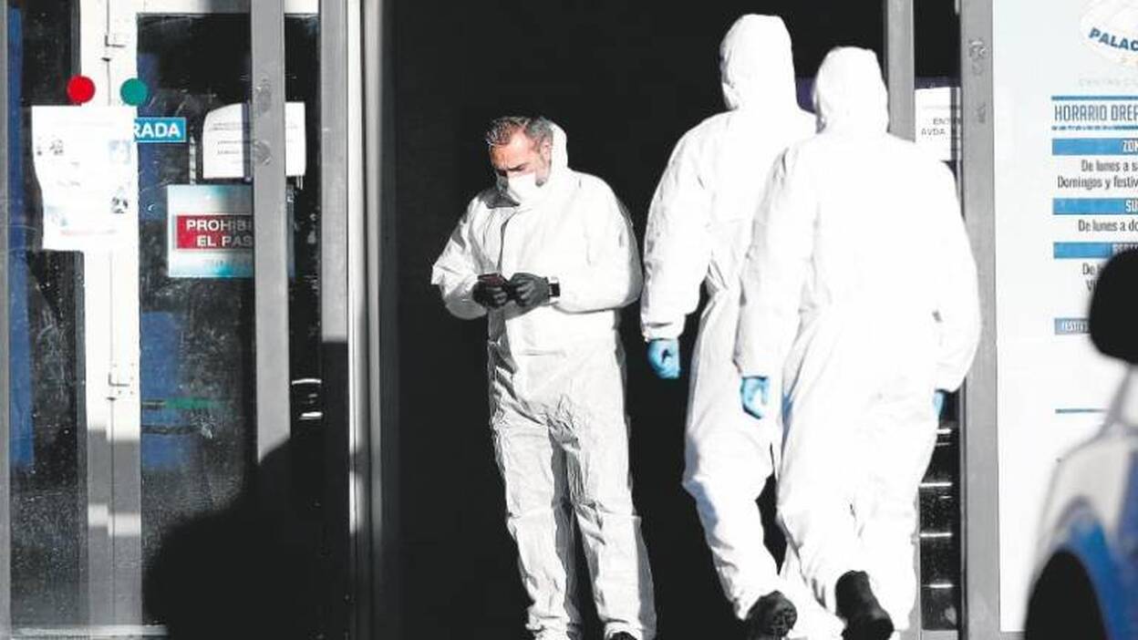 «Desesperados y al límite» por el retraso del material protector