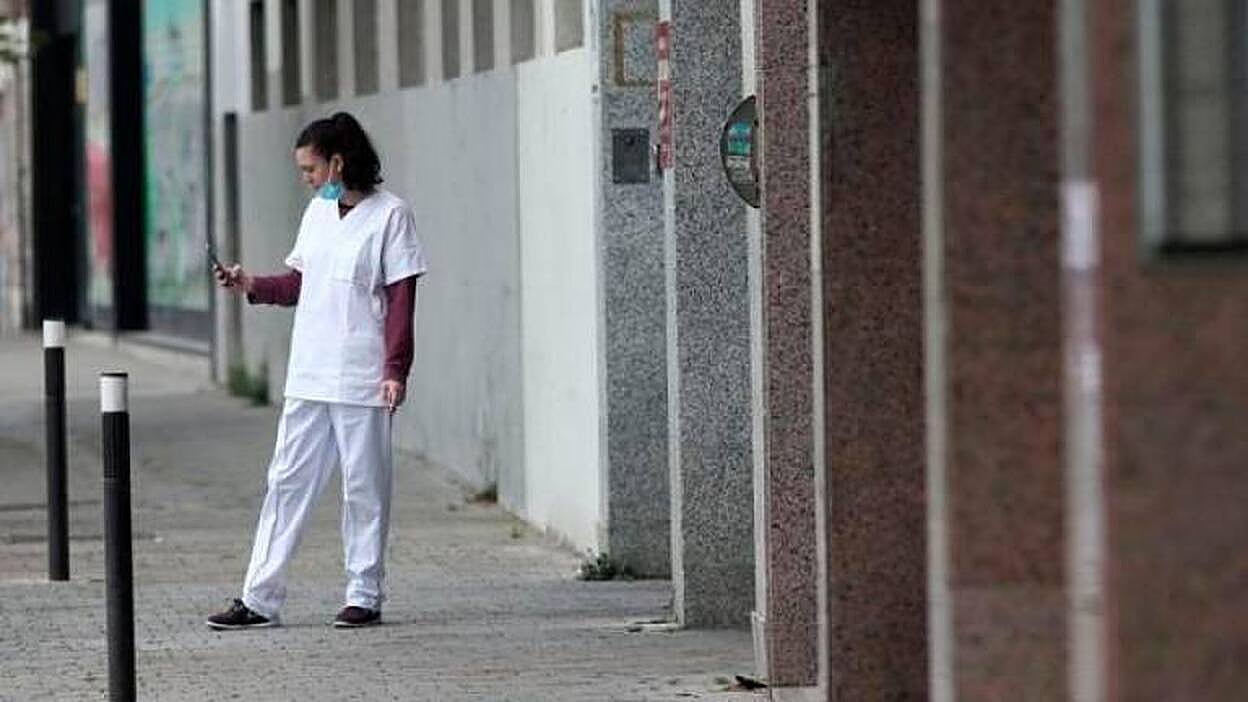 La peligrosa app del coronavirus que termina tomando el control de tu móvil