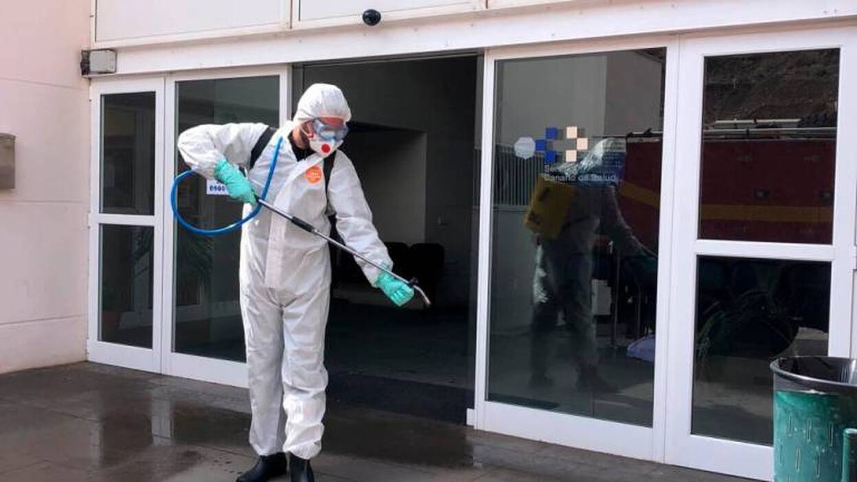 La vigilancia sobre las residencias saca a la luz dos «centros piratas» en las islas