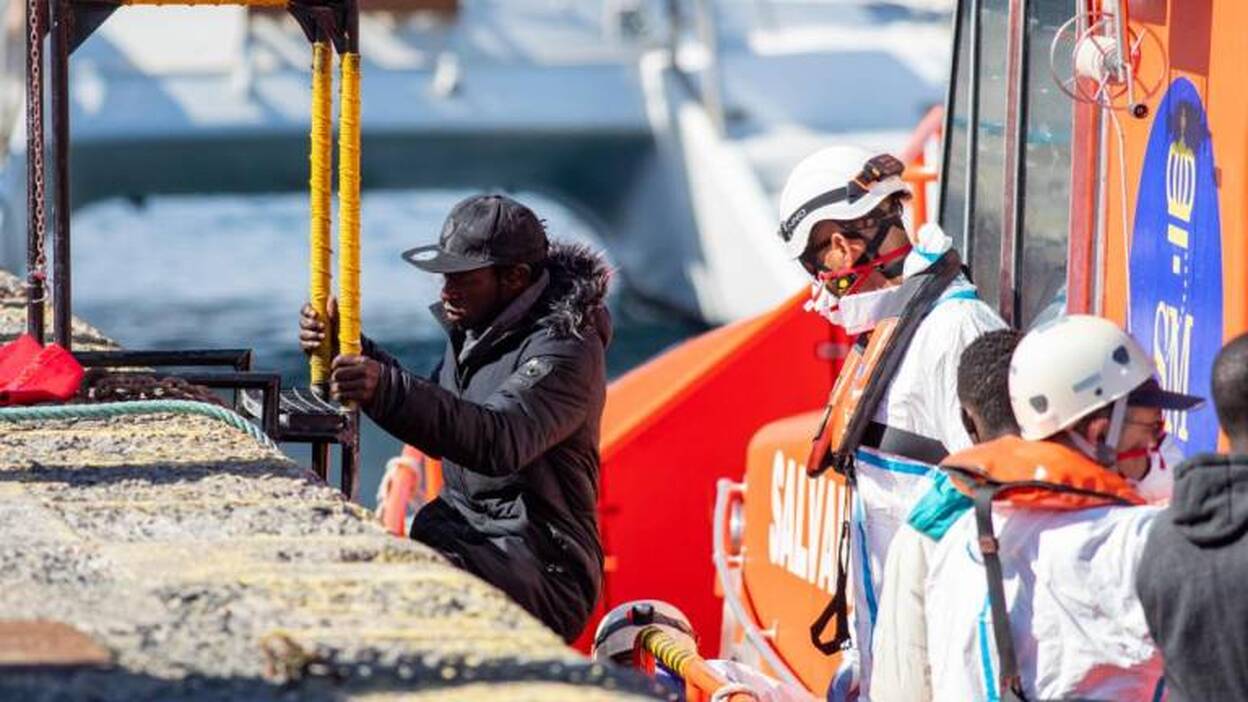La alarma no frena la llegada de inmigrantes a Canarias