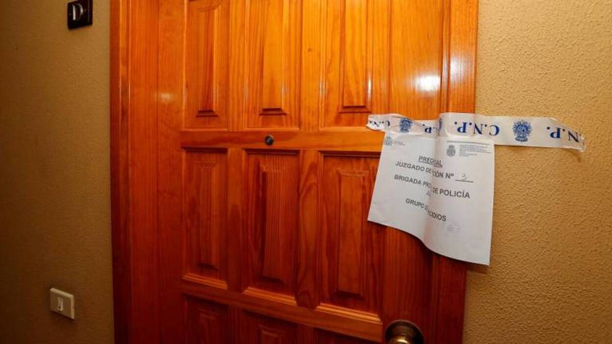 Asesinato machista en la calle La Naval