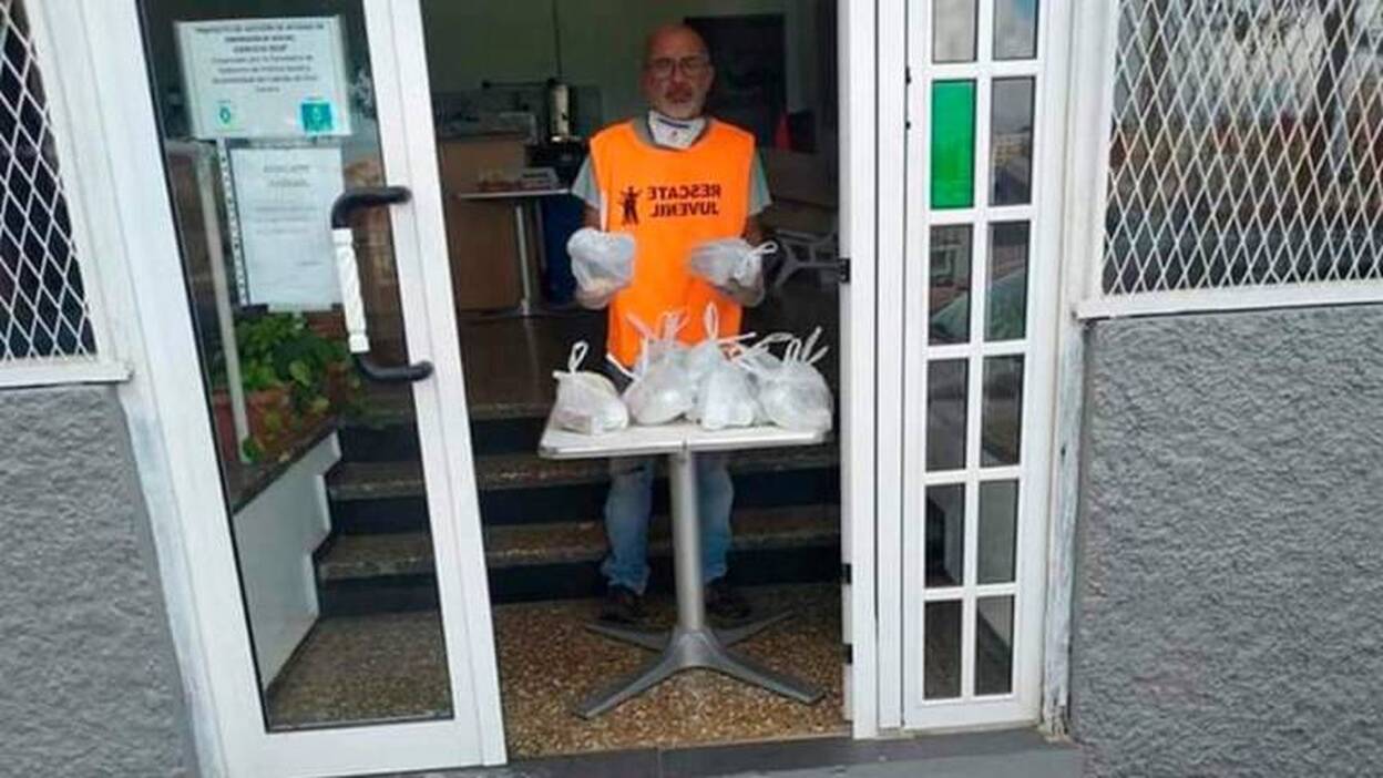 Vecinos al rescate de personas sinhogar