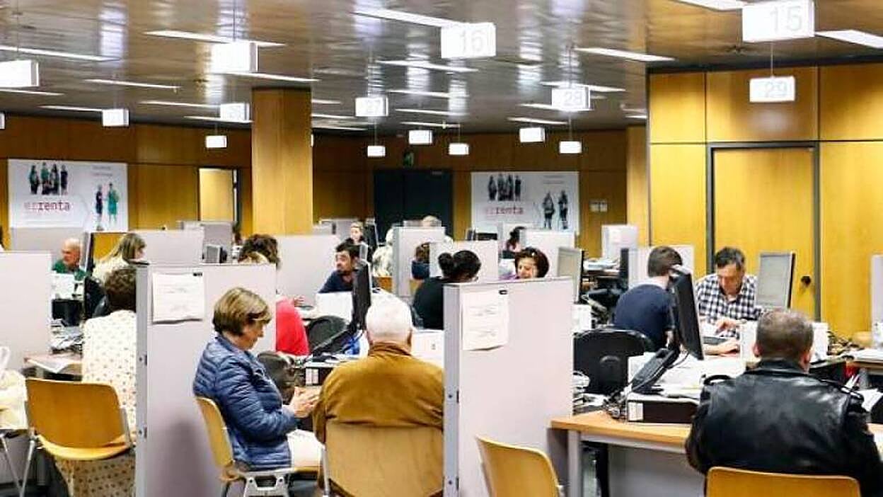 Gobierno y sindicatos acuerdan cómo volverán los funcionarios al trabajo