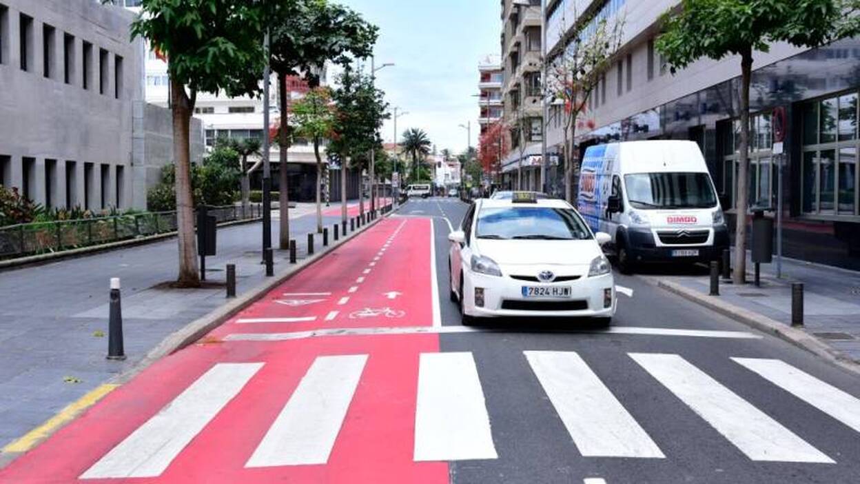 El lunes se reactiva la zona azul y la oferta de taxi crece hasta el 33%