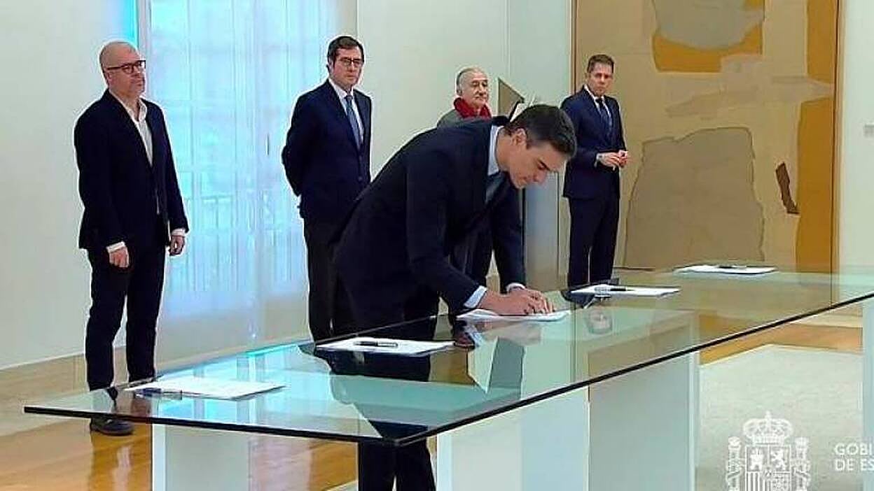 Gobierno y agentes sociales acuerdan prolongar los ERTE hasta el 30 de junio