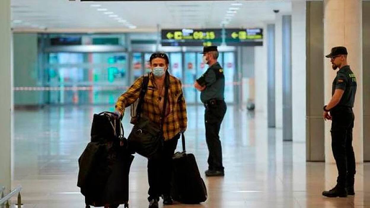 Empieza la cuarentena para los viajeros