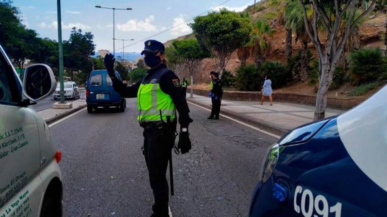 Canarias suma 562 detenidos por saltarse la alarma