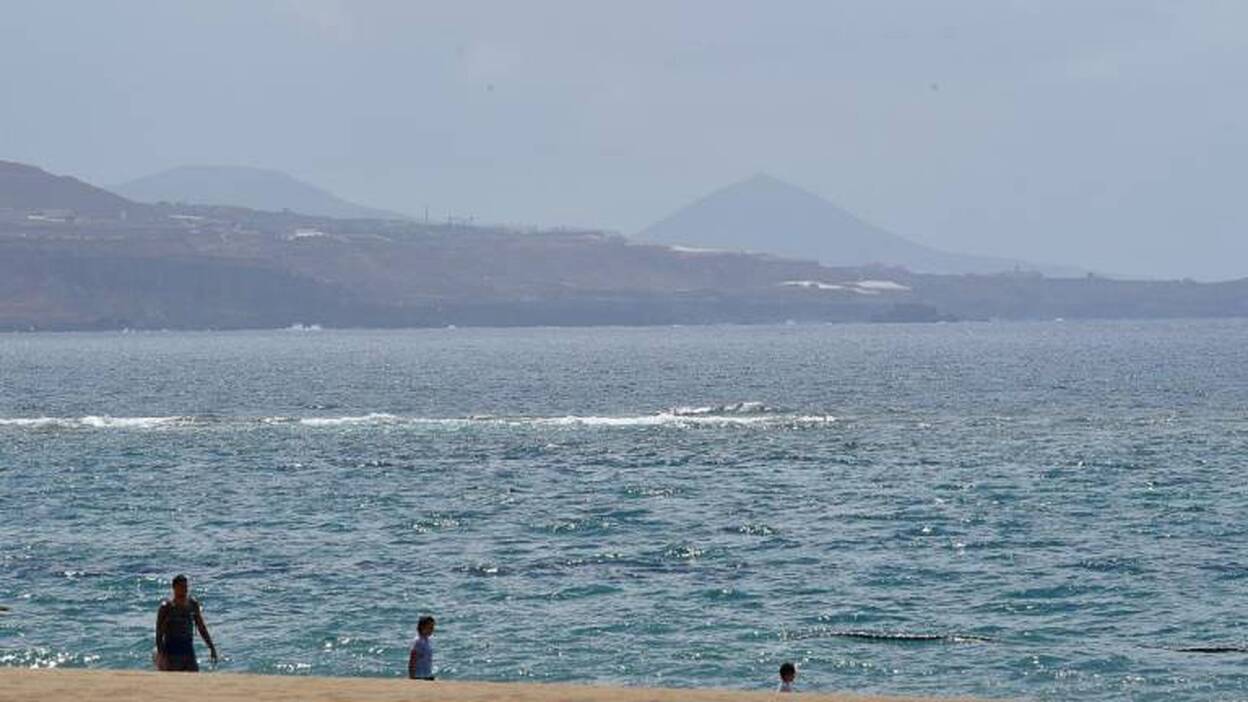 El lunes se podrá tomar el sol y bañarse
