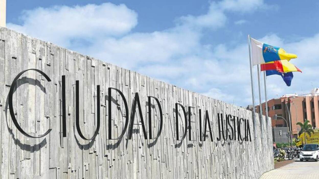 Reconoce en una carta que abusó de su hija en Guanarteme