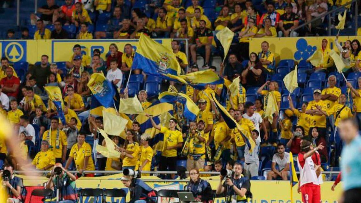 Las Palmas quiere jugar ante 11.000 espectadores en el regreso del fútbol