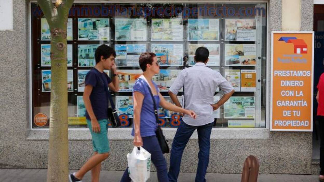 La compra de viviendas, en mínimos históricos en Canarias