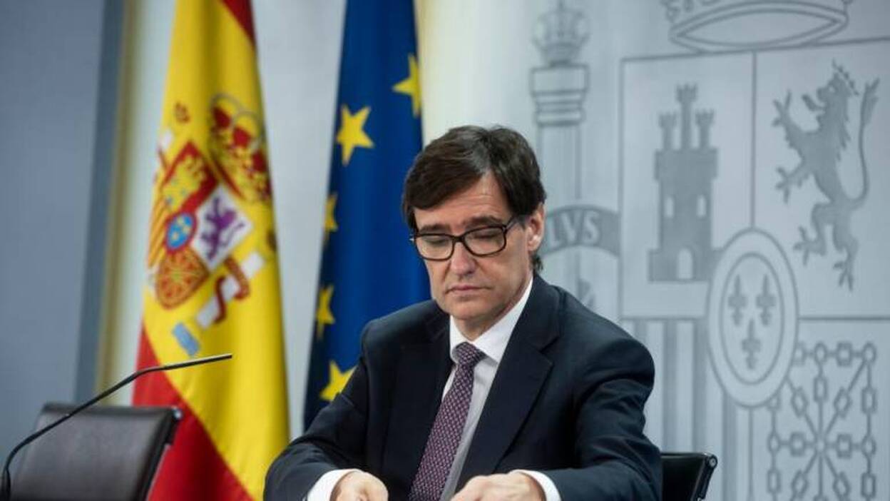 El ministro se compromete a recuperar la inversión en Sanidad hasta el 7% del PIB