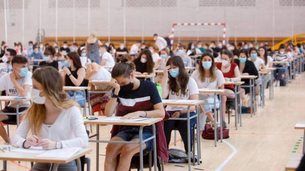 La suspensión de las clases presenciales marca el contenido de la EBAU este año