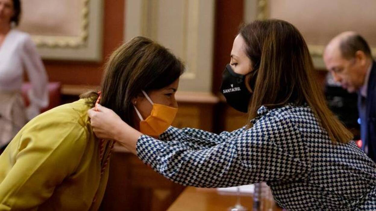 PSOE y Cs denuncian «razones inconfesables» en la censura