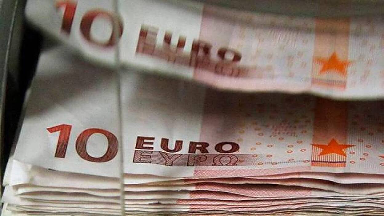 El PSOE se piensa si prohibir pagos en efectivo