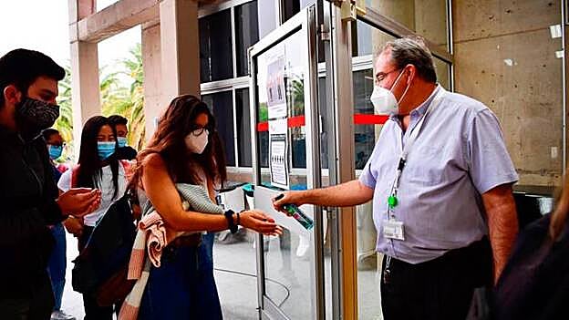 Un artículo, un poema y fragmentos de Lorca y García Márquez caen en la EBAU en  la ULPGC