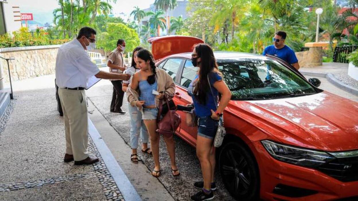 La OMS pide a los países reabrir por zonas