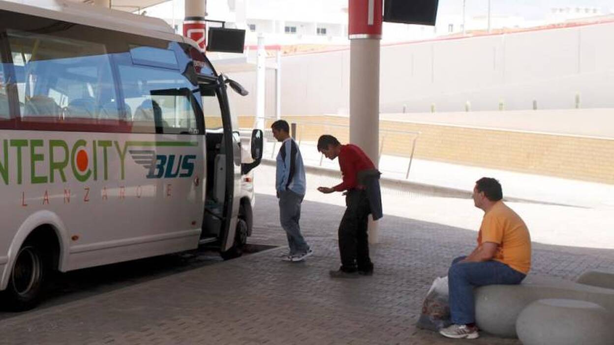 Más guaguas interurbanas