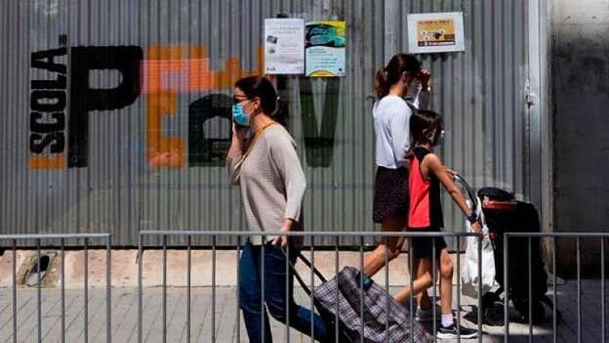 España se acerca ya a los 130 brotes activos