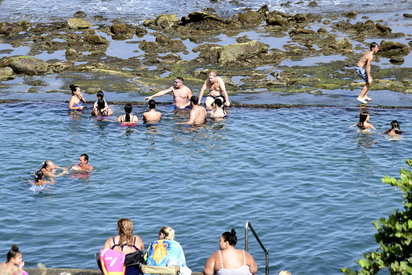 La playa ha sido el lugar preferido para combatir el calor. 