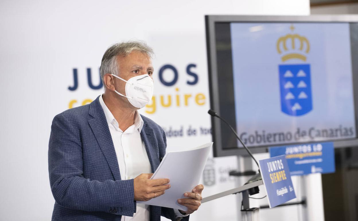 El presidente del gobierno canario