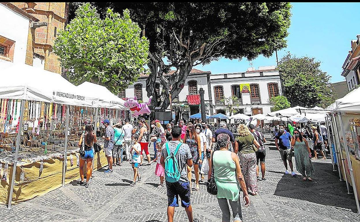 Al Pino, con calor y sin aglomeraciones