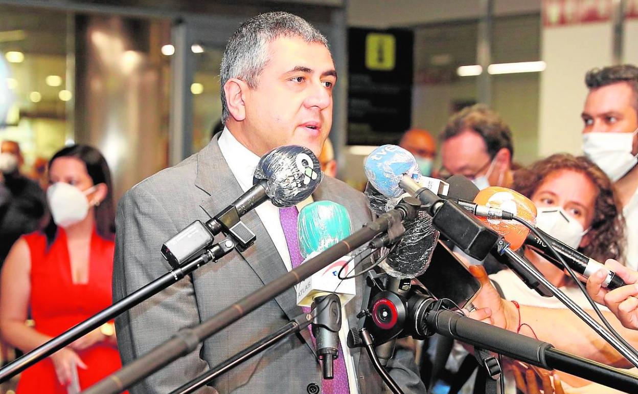 El secretario general de la OMT, en su visita a Gran Canaria. 