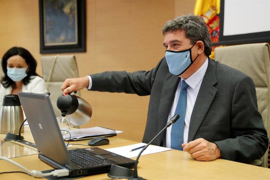 El ministro José Luis Escrivá llegará este jueves a Tenerife para una visita de tres días a las Islas Canarias. 