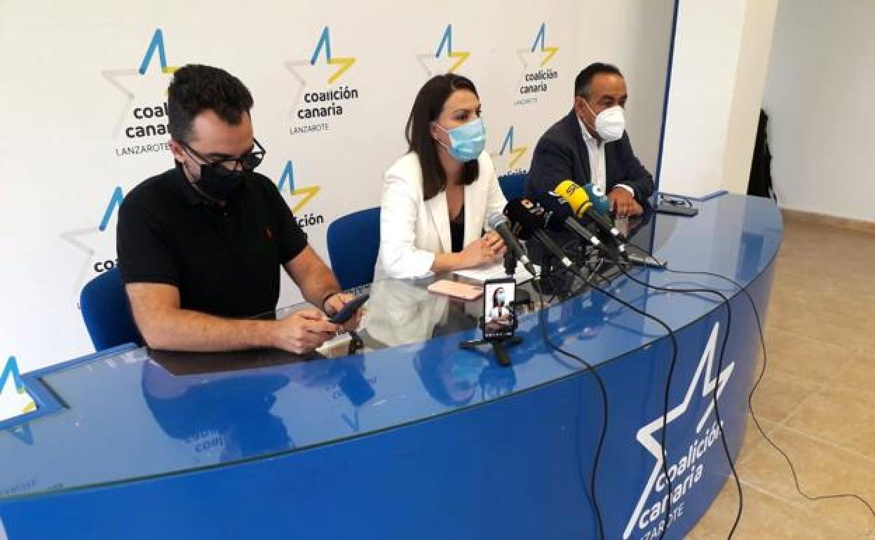 Rueda de prensa de CC dedicada a la crisis de Haría. 