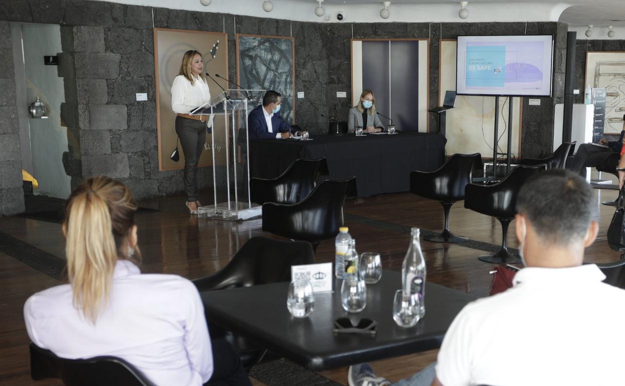 Presentación hecha en el Castillo de San José. 