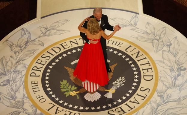 Galería. Jill Biden, un nuevo estilo para la Casa Blanca.