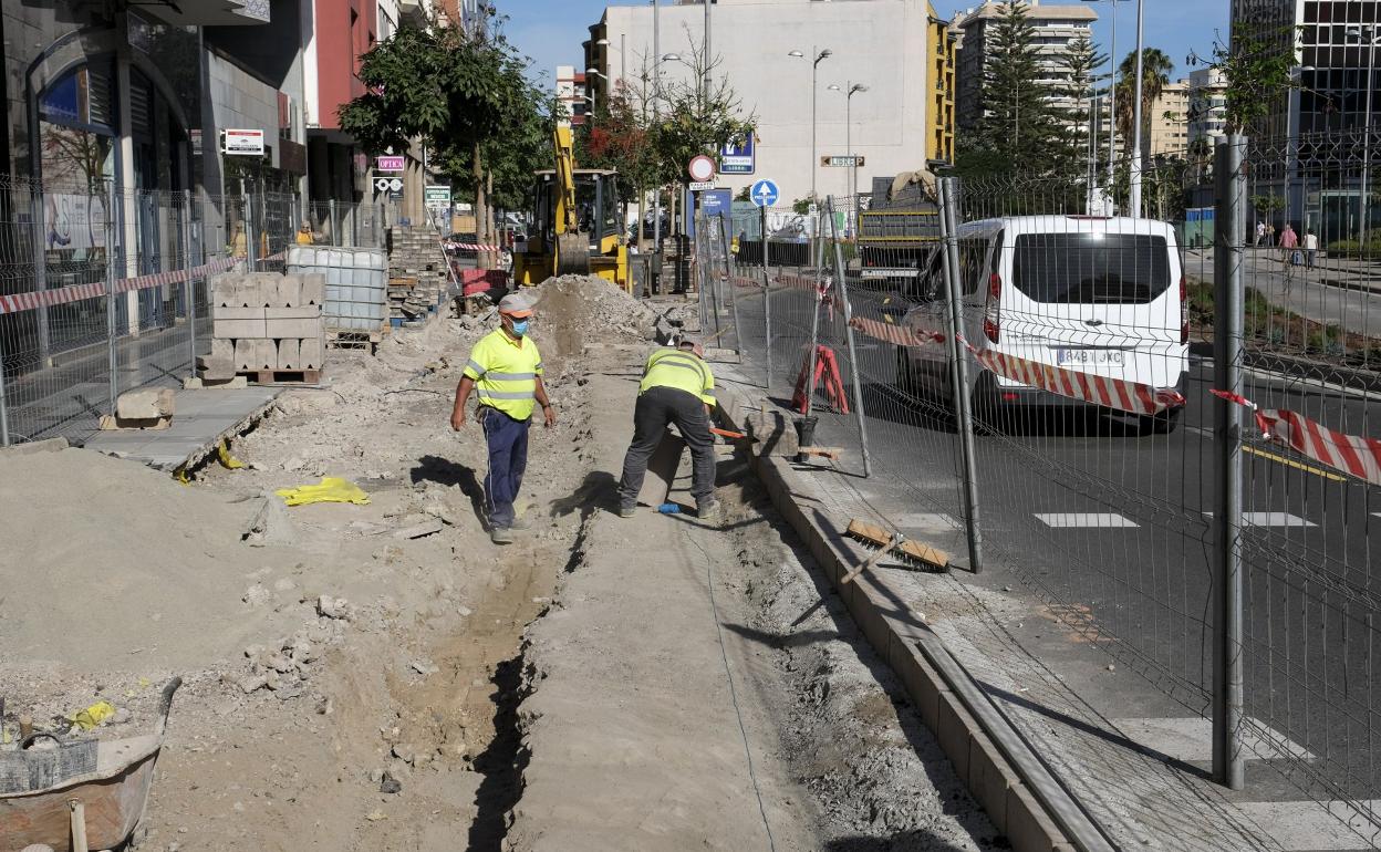 Obras de la MetroGuagua en Venegas. 