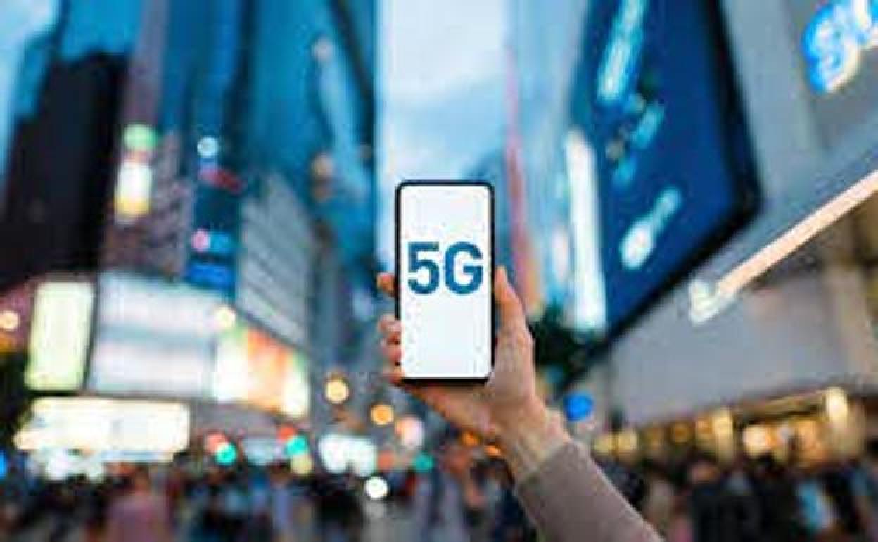 Imagen promocional de Telefónica sobre la coberturas de móviles 5G. 
