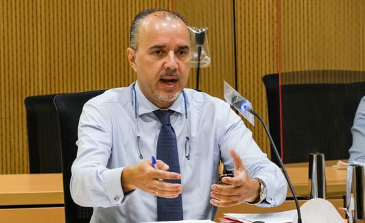 El letrado de la defensa, Miguel 