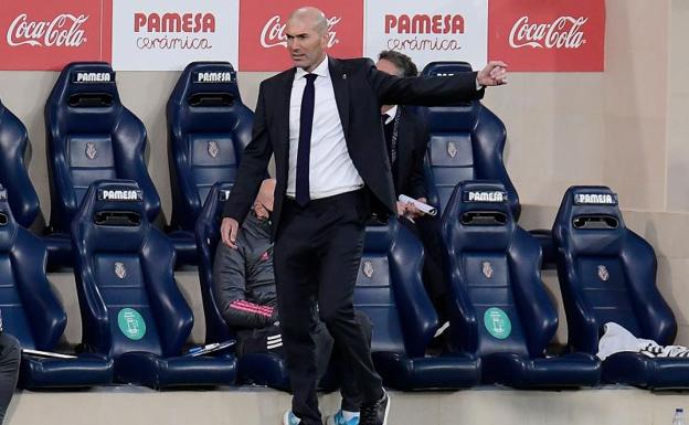Zidane: «Vosotros seguid con lo que estáis haciendo; yo con mi trabajo»