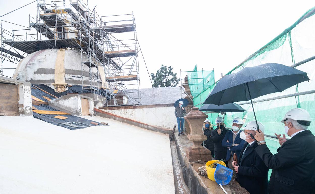 El Cabildo aporta 375.000 euros al proyecto para devolver el esplendor a la Basílica del Pino