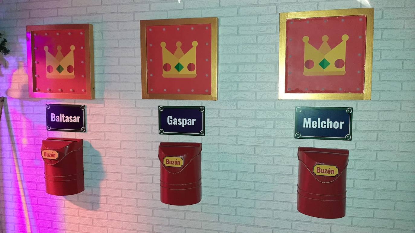 Fotos: Los Reyes Magos de Oriente acercan la Navidad al Museo Elder