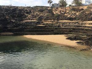 Imagen - Los acceso y las zonas de baño y disfrute de turistas y residentes están muy dañadas por las lluvias y requieren una actuación