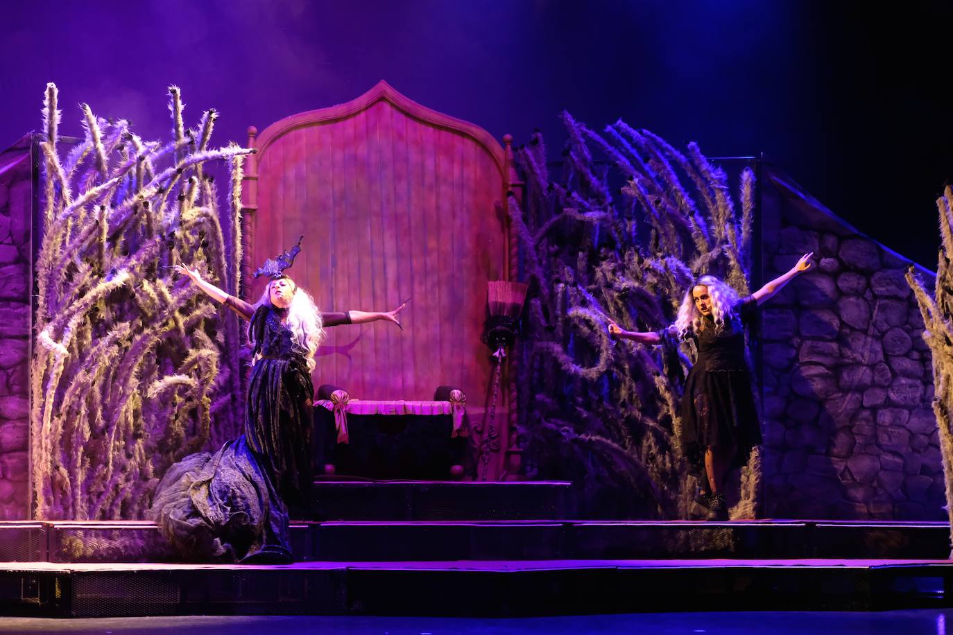 Un momento del montaje. 