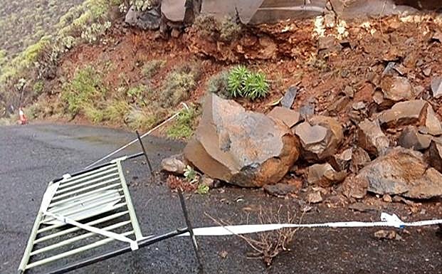 Imagen principal - El temporal &#039;Filomena&#039; empieza a tener sus repercusiones en Ingenio