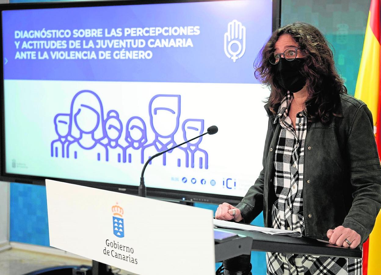 La directora del ICI, Kika Fumero, ayer, durante la presentación del estudio. 