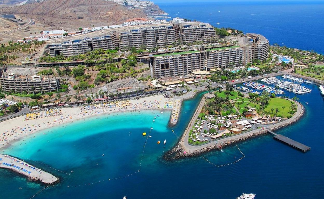 Imagen de la Playa de Anfi del Mar. 